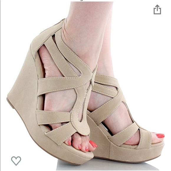 NYLA Wedges - Picture 4 of 8